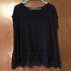 Flowy Black T-shirt